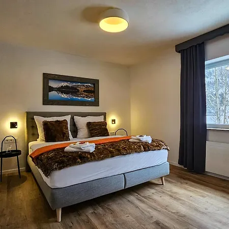 Gruppenhaus Alpenglück Ferienhaus *