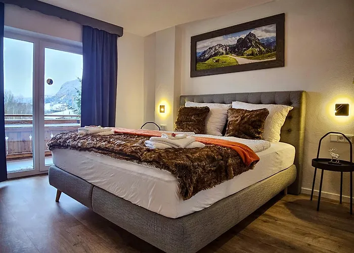 Prázdninový dům Gruppenhaus Alpenglueck *