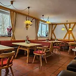 Gruppenhaus Alpenglueck *